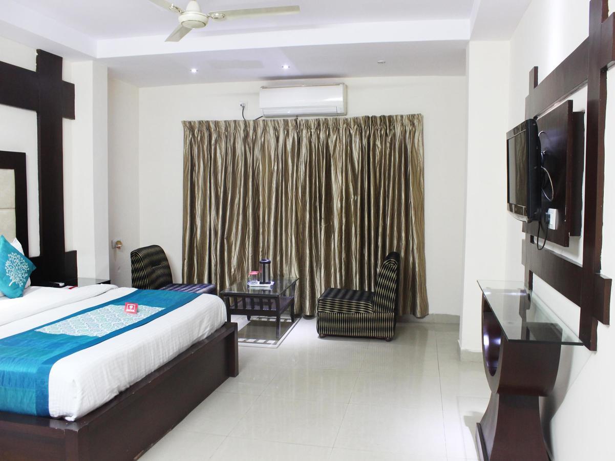 Hotel Jasmine Haridwār Esterno foto