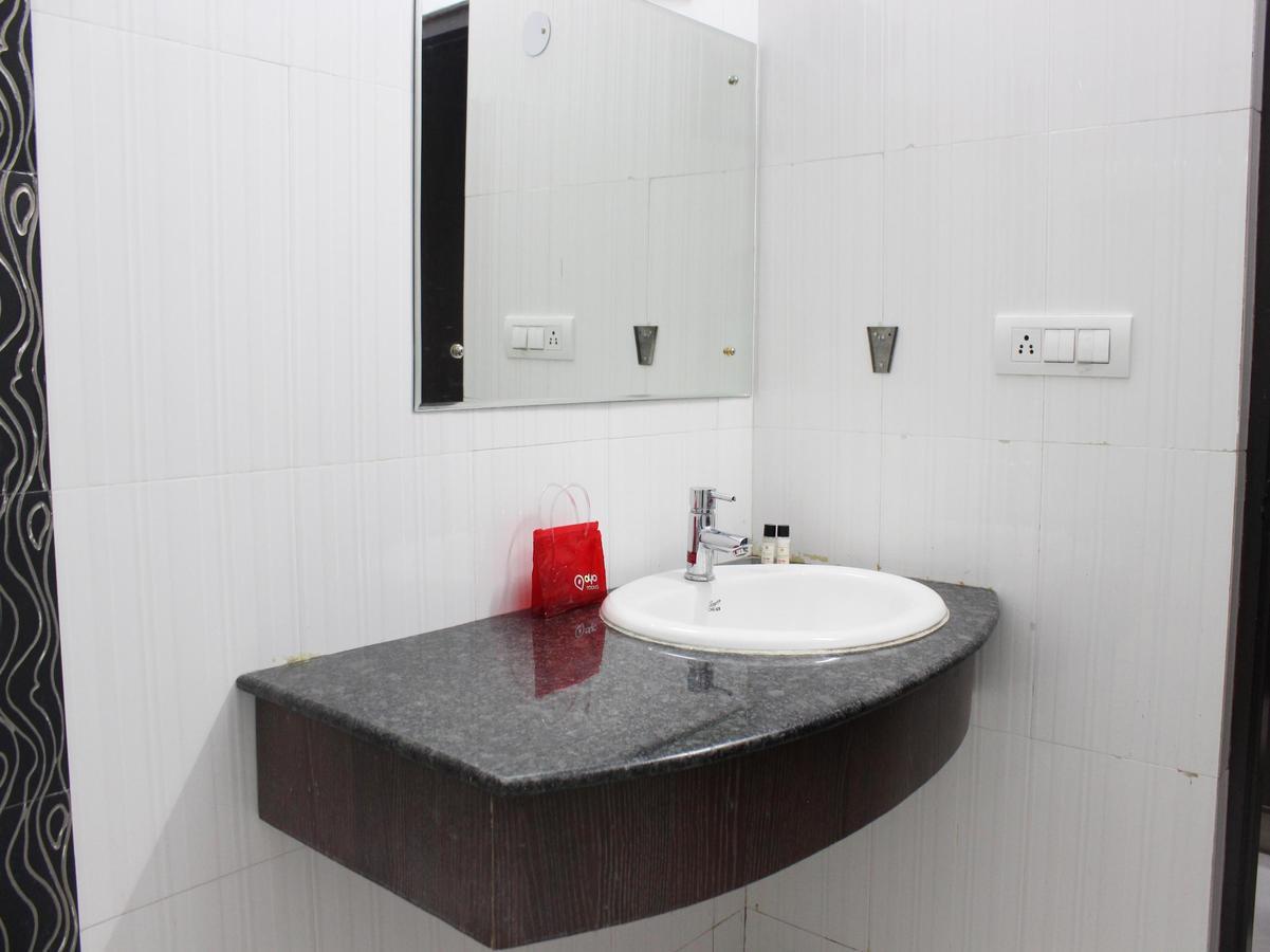 Hotel Jasmine Haridwār Esterno foto